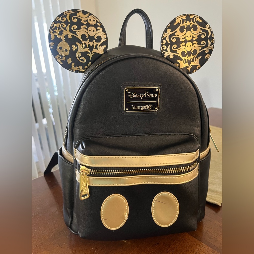 Limited Release Pirates of the Caribbean Loungefly